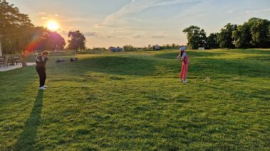 trénovanie golfového odpalu na tréningu – golfový kurz Slovensko