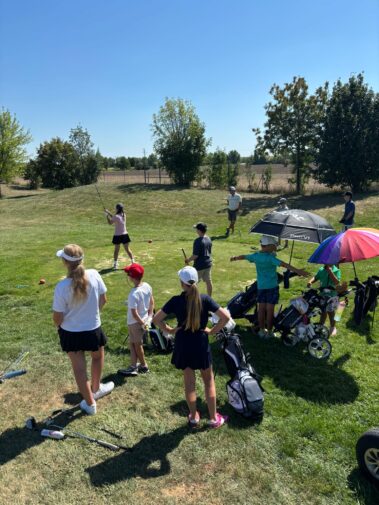 detský golfový tréning na ihrisku – golfový kurz Slovensko